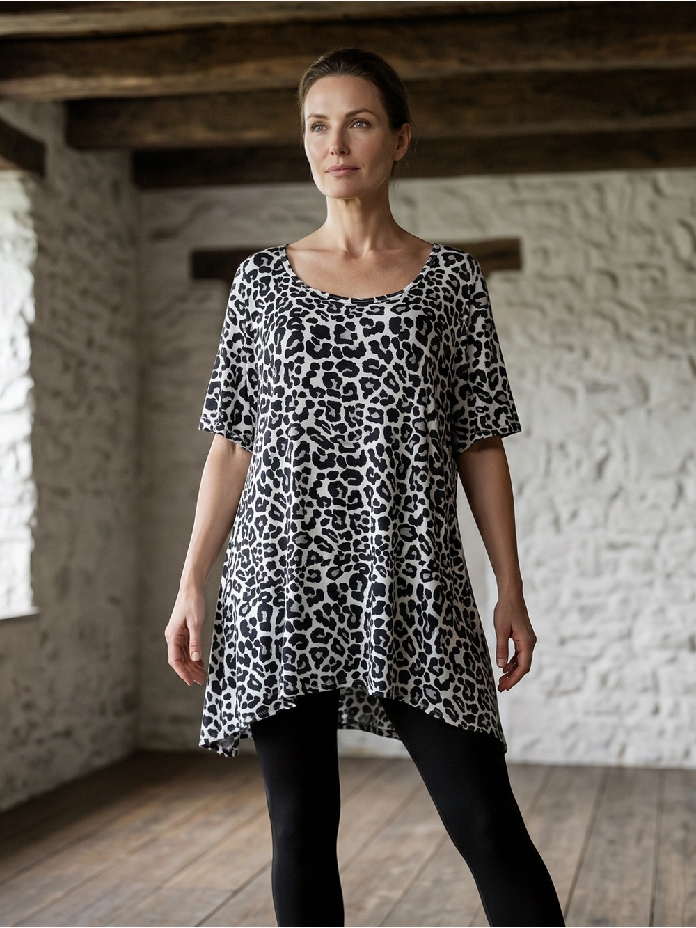 LuLaRoe Oversized Scoop Neck Leopard Tunic - Black & White